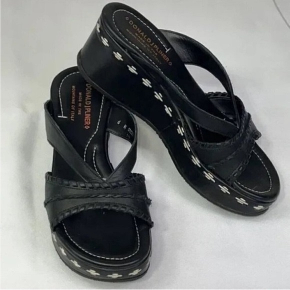 Donald J. Pliner Shoes - DONALD J PLINER System Leather Wedge Sandal Black Sz 6 EUC